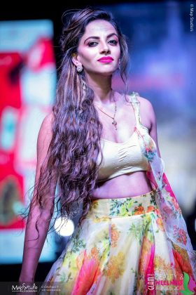 FB IMG 1538393522908 280x420 - Glam Pro Beauty & Wellness Awards 2018 - Celebrity Presenter Actress Kriti Kharbanda and TV Superstar Manish Goel
