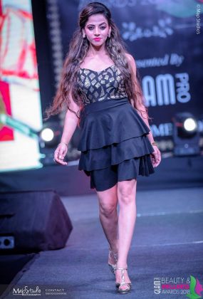FB IMG 1538399664022 285x420 - Glam Pro Beauty & Wellness Awards 2018 - Celebrity Presenter Actress Kriti Kharbanda and TV Superstar Manish Goel